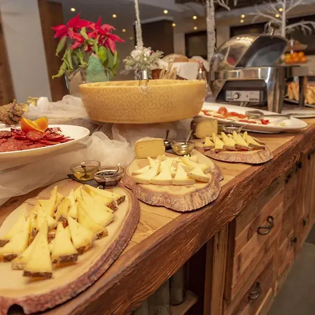 Hotel Hotiday Run 3*